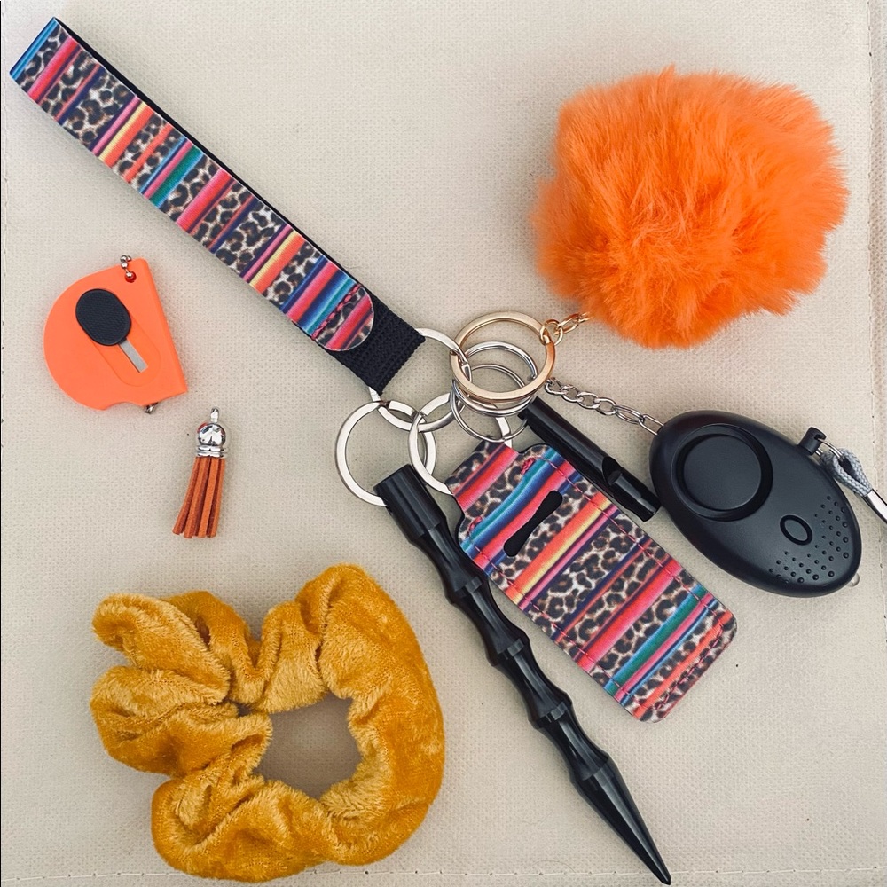 Cheetah stripe safety keychain